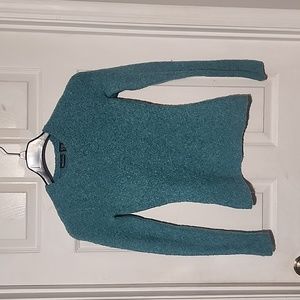 MODA International Long-Sleeve Sweater